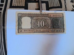Vintage Indian 10 Rupees Banknote