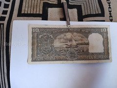 Vintage Indian 10 Rupees Banknote - Image 2