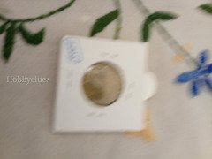 2005 UK One Pound Coin in UNC Condition - Image 2