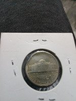 1985 P USA 5 Cents Jefferson Nickel Error Coin - Image 2