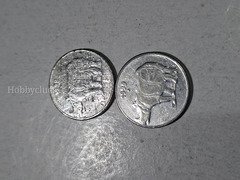 2 Coins of 25 PAISE 1999 Noida minted India