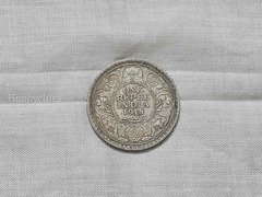 1918 British India One Rupee Coin - King George V - Image 2