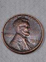 it's a Ultra Super RARE black (1949) Lincoln wheat pennies Collectable coins with No Mint Mark
