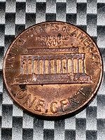 it's a Ultra Super RARE DDIE Lincoln pennies Collectable coins (1984) with No Mint Mark