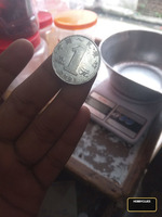 ya 1999 ka old coin ha is ke kenit 500 rupiya ha jisa bhe chaiya contact karo