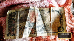 Indian 100 Rupees Banknote with Tractor and Ashoka Emblem - Image 2