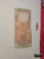 India 10 Rupees Old Banknote with Ashoka Lion Capital