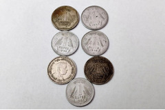 Lot of 7 Old 1 Rupee Coins 1985 1989 1993 1996 1998 - Collectible