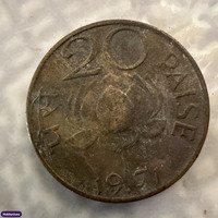 Australian 20 Cent Coin Featuring the Platypus and Queen Elizabeth II