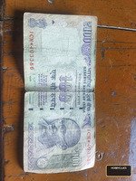 India 100 Rupees Mahatma Gandhi Old Banknote